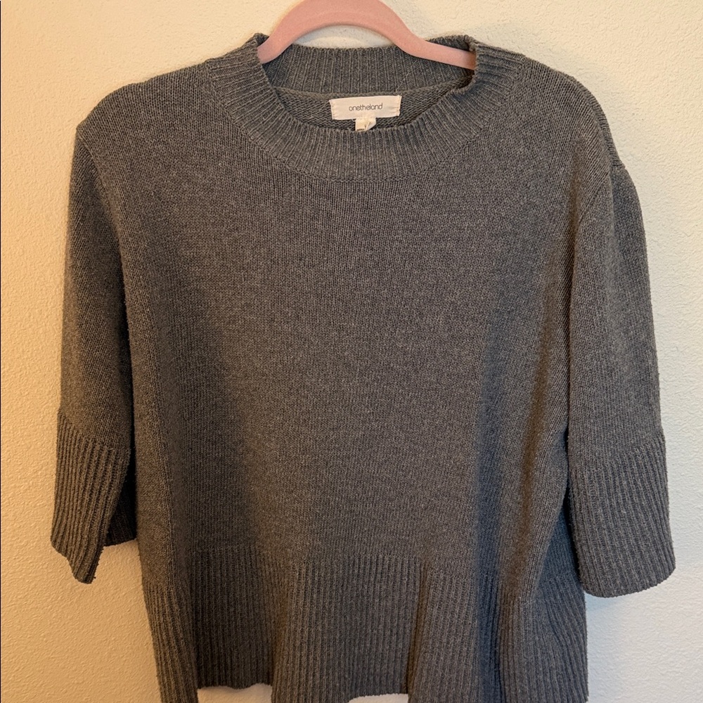 Onetheland Women's Charcoal Crew Neck Sweater